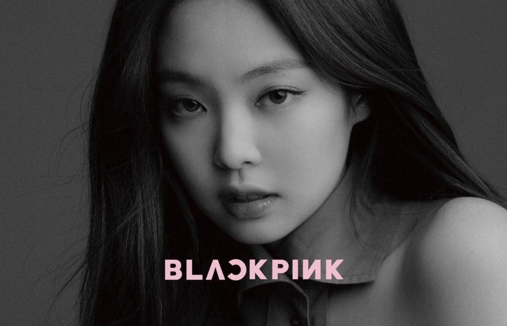 Jennie solo photo